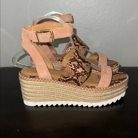 Crown Vintage Espadrille Wedge Sandals - Picture 6 of 13